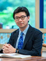 Professor Lik Hang TSUI