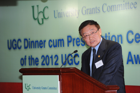 Awardee Prof Liu Zhi-Qiang shares his teaching philosophies